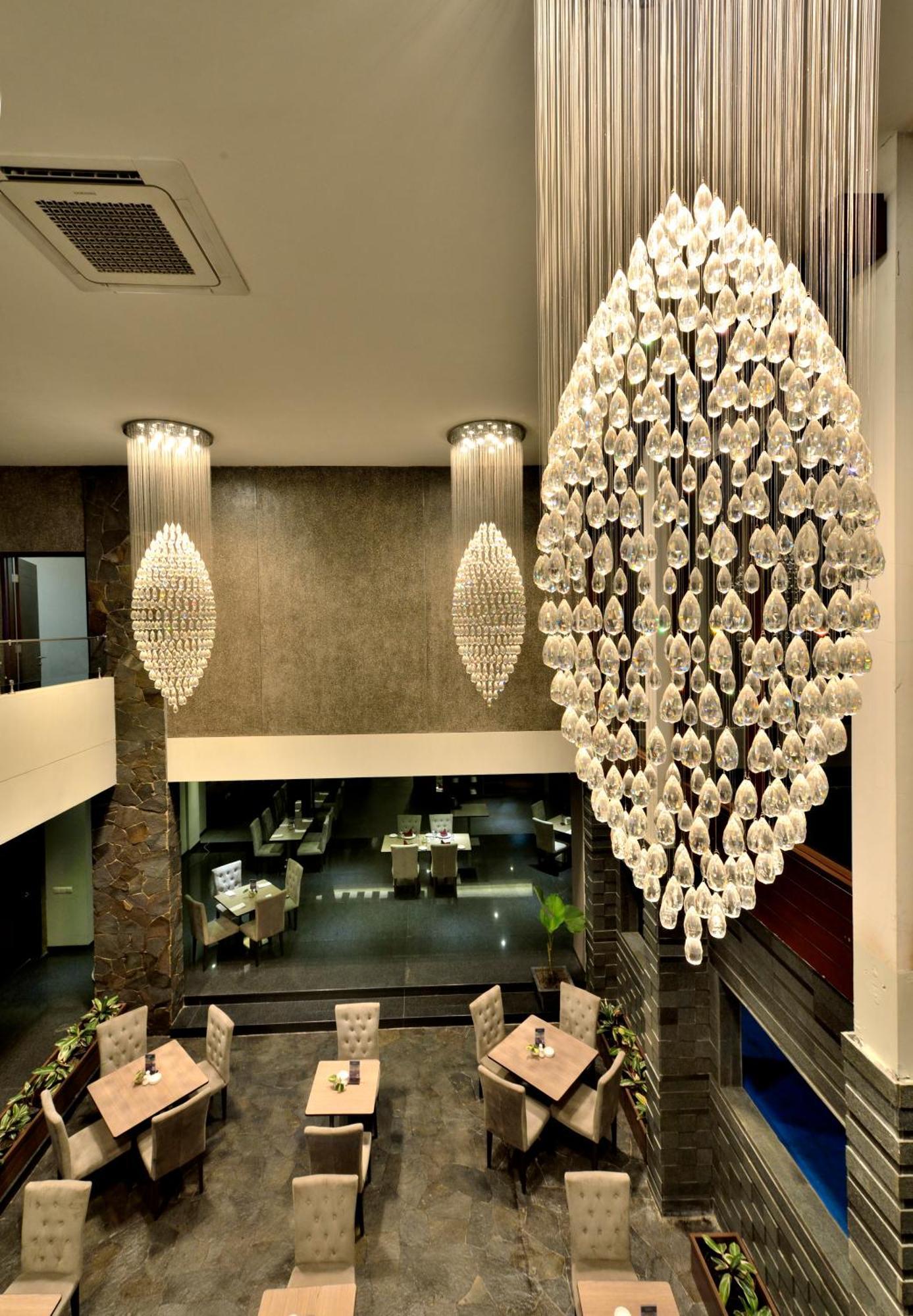 Serela Merdeka By Kagum Hotels Bandung Exterior photo
