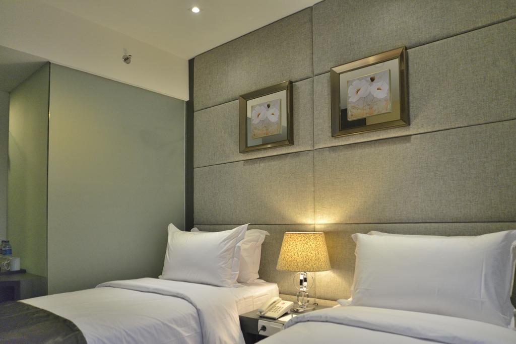 Serela Merdeka By Kagum Hotels Bandung Exterior photo
